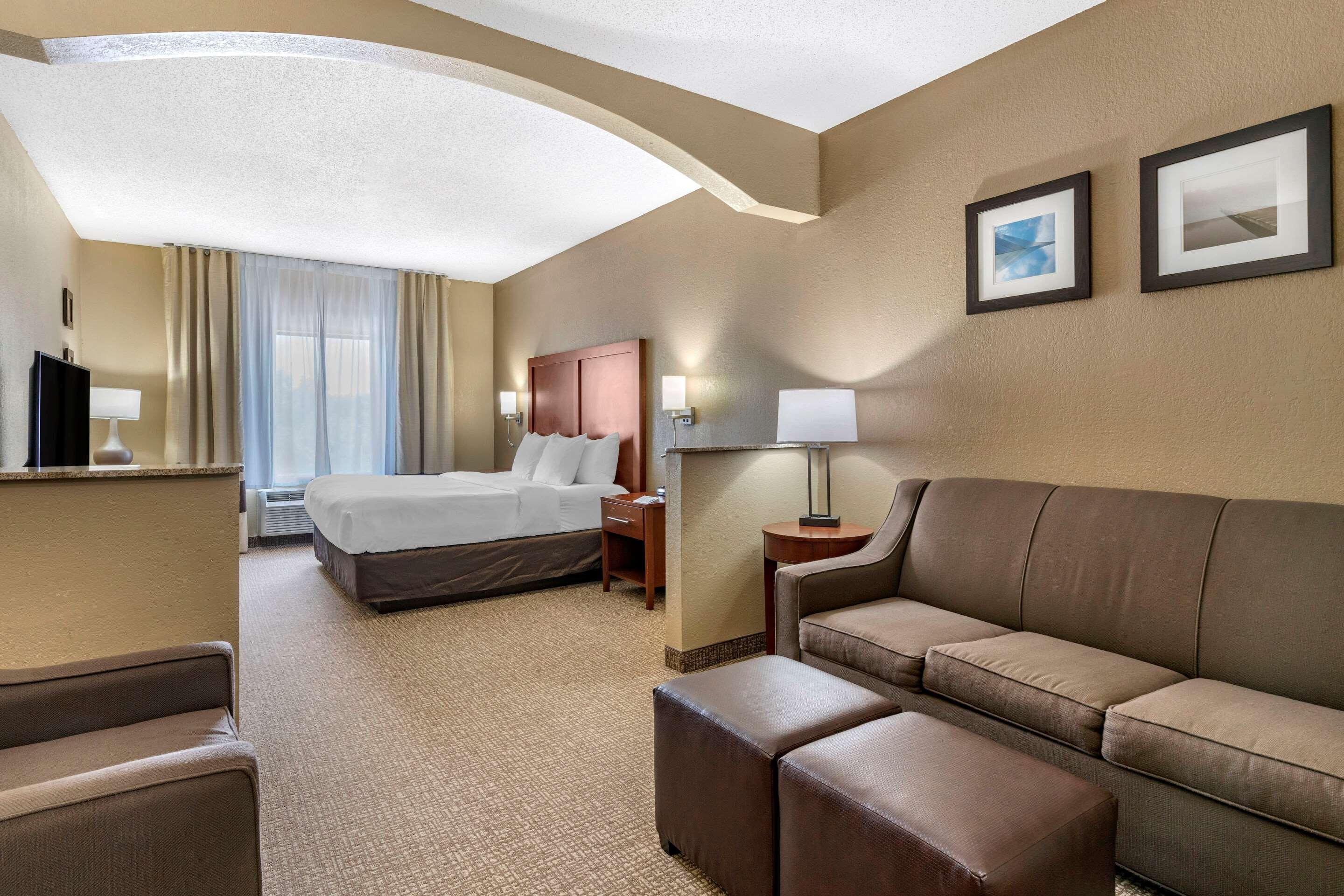 Hotel Comfort & St Louis-o'fallon O'Fallon