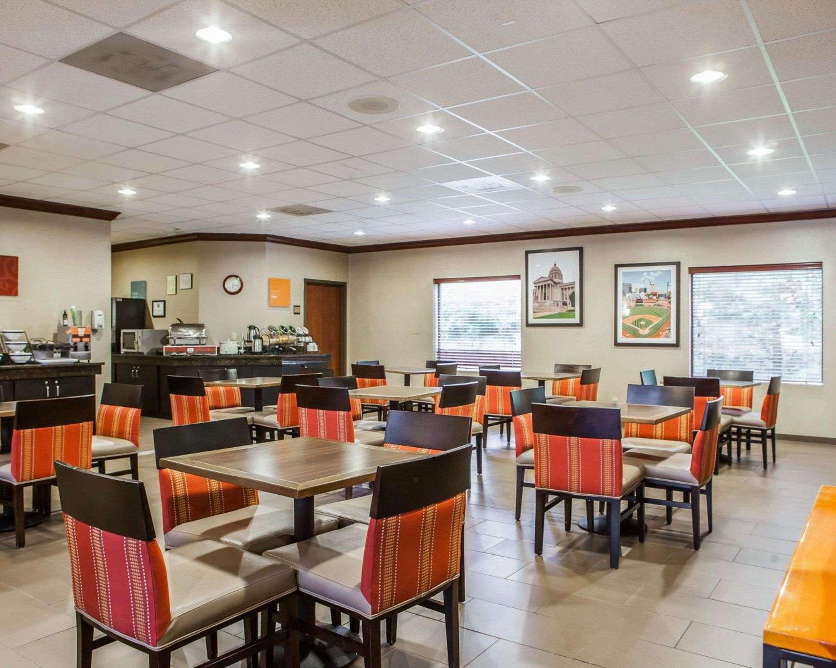 Hotel Comfort & St Louis-o'fallon O'Fallon
