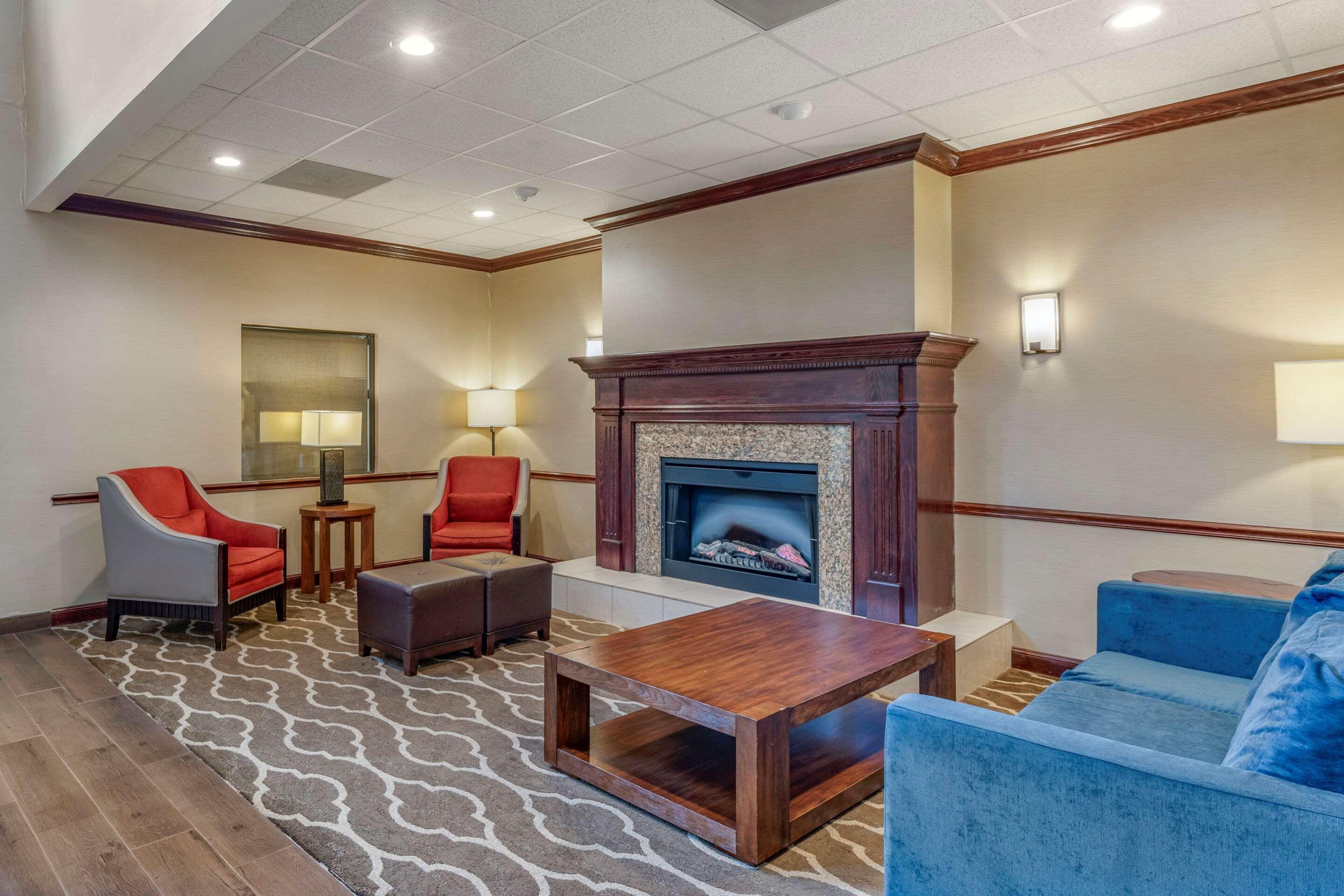 Comfort & St Louis-o'fallon Hotel 3*